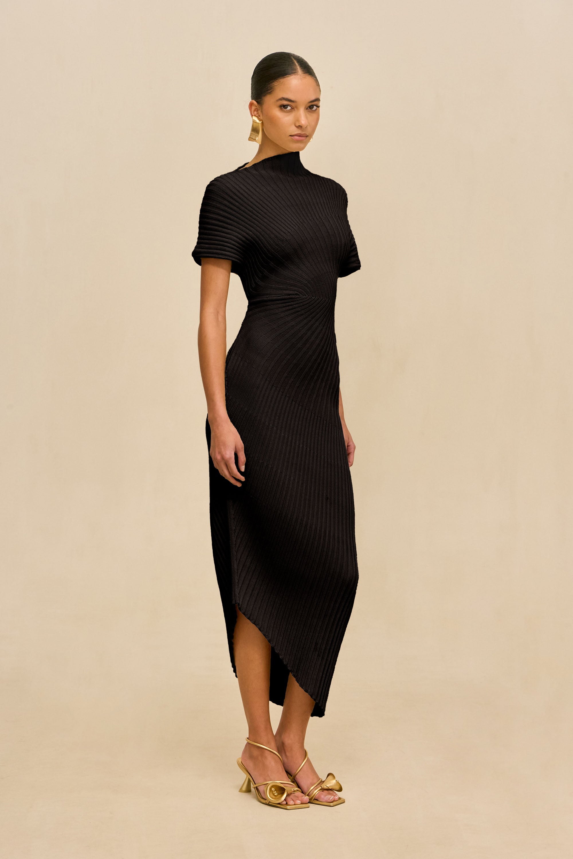 CHRYSTA KNIT DRESS - BLACK