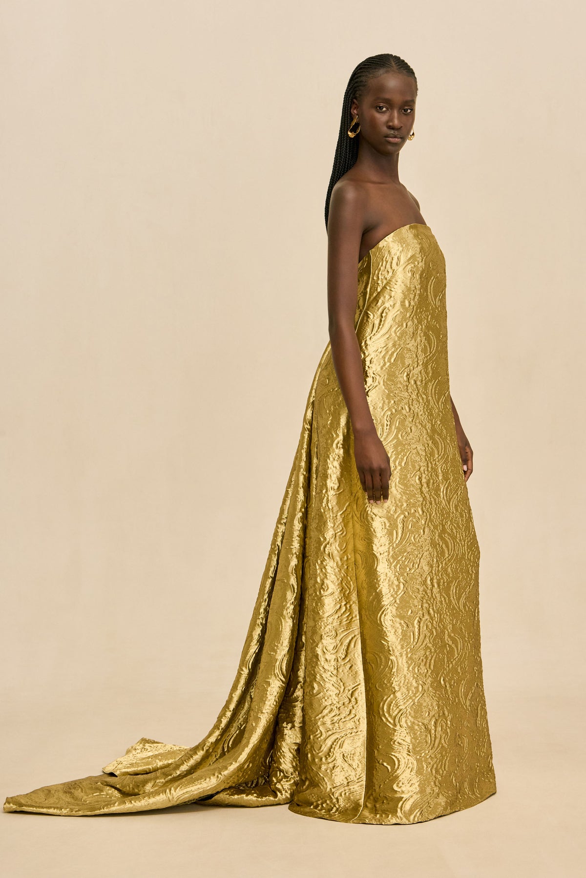 ZINIA GOWN - GOLD