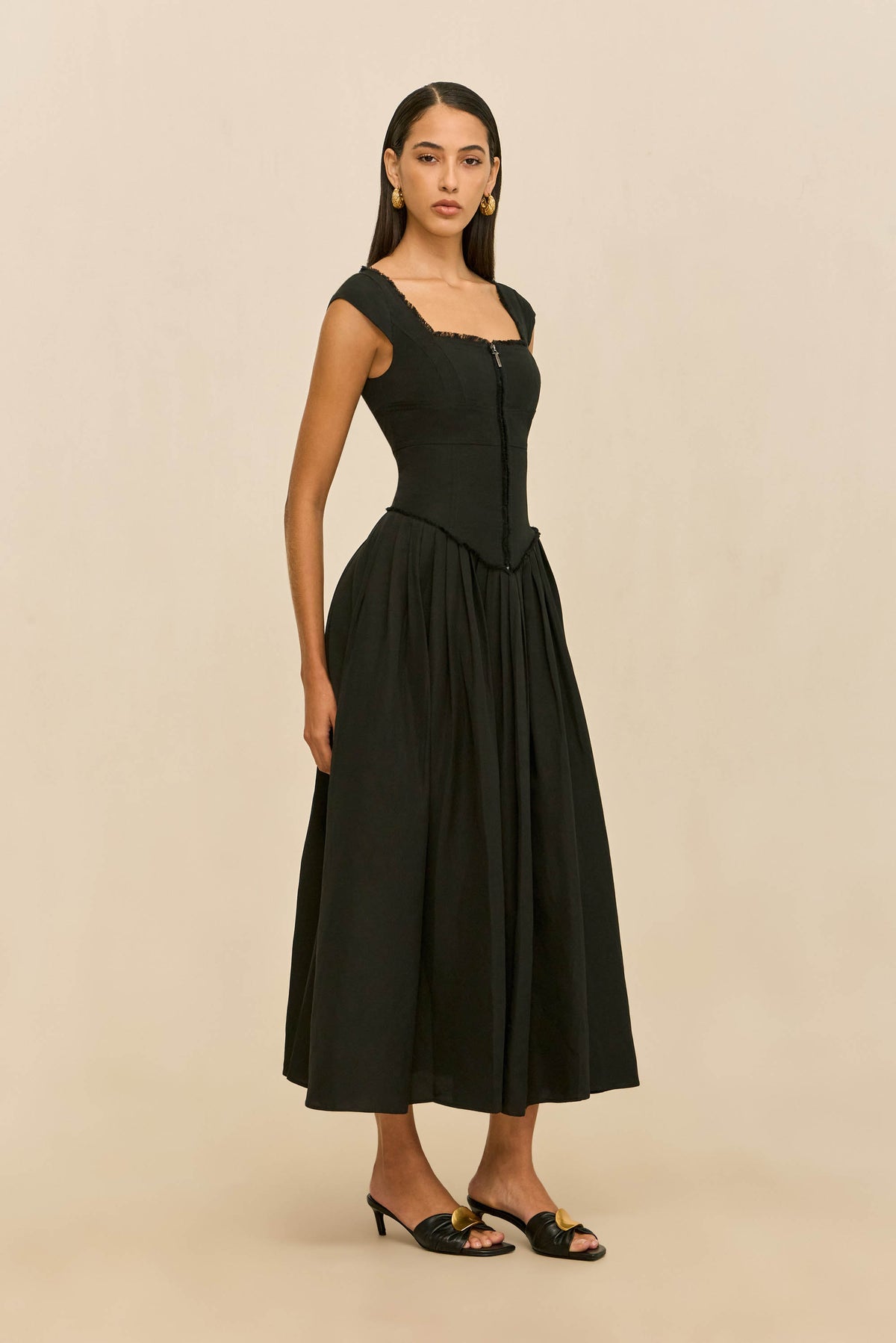 SOLSTICE DRESS - BLACK