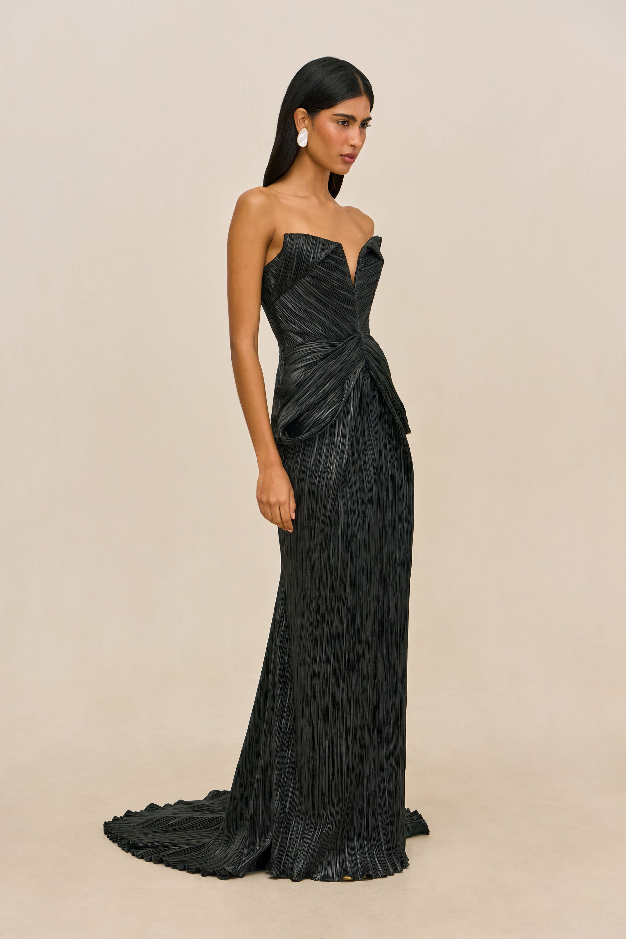 BREALIS GOWN - BLACK