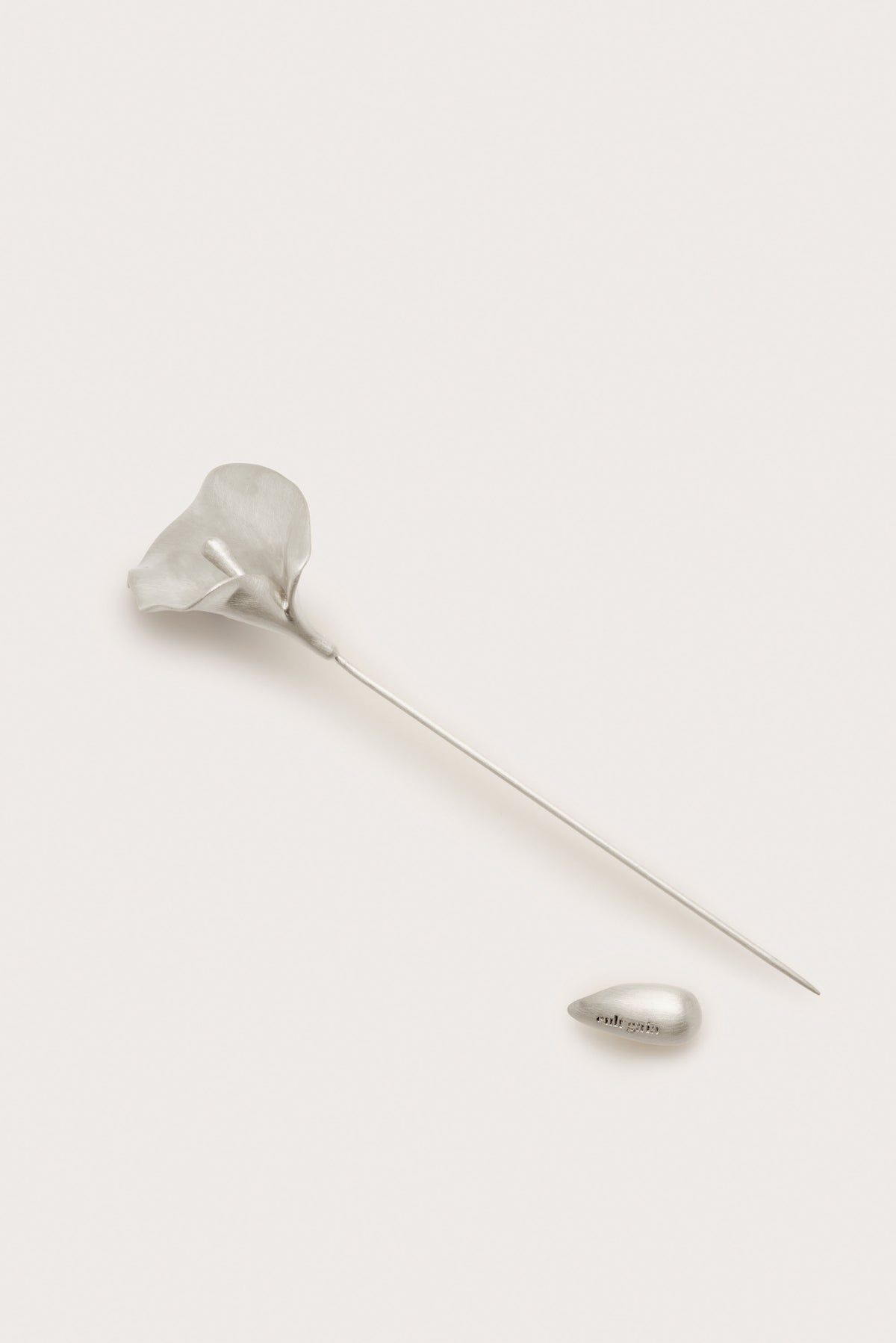CALLA BLAZER PIN - MATTE NICKEL