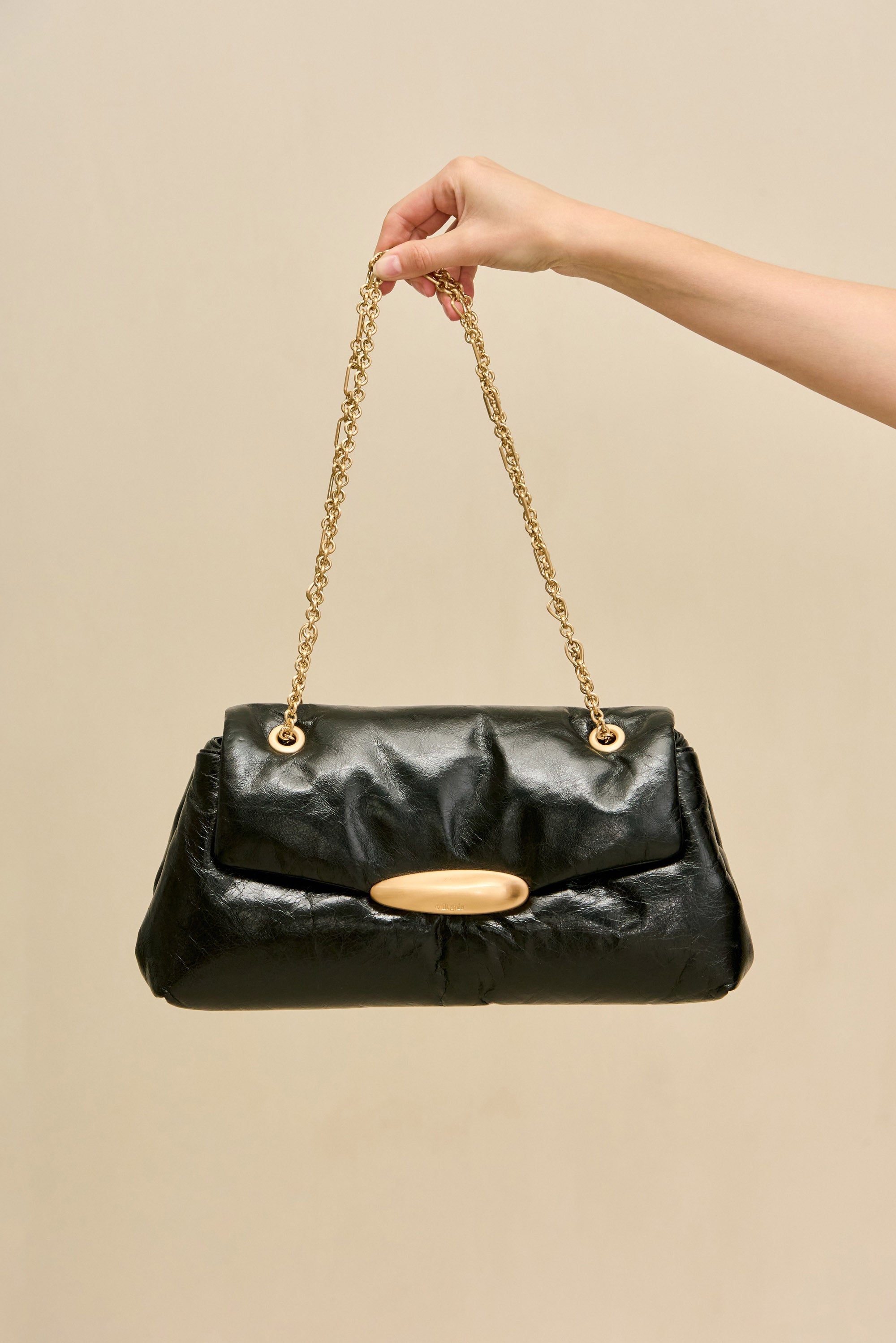 FIORE CONVERTIBLE CROSSBODY BAG - BLACK