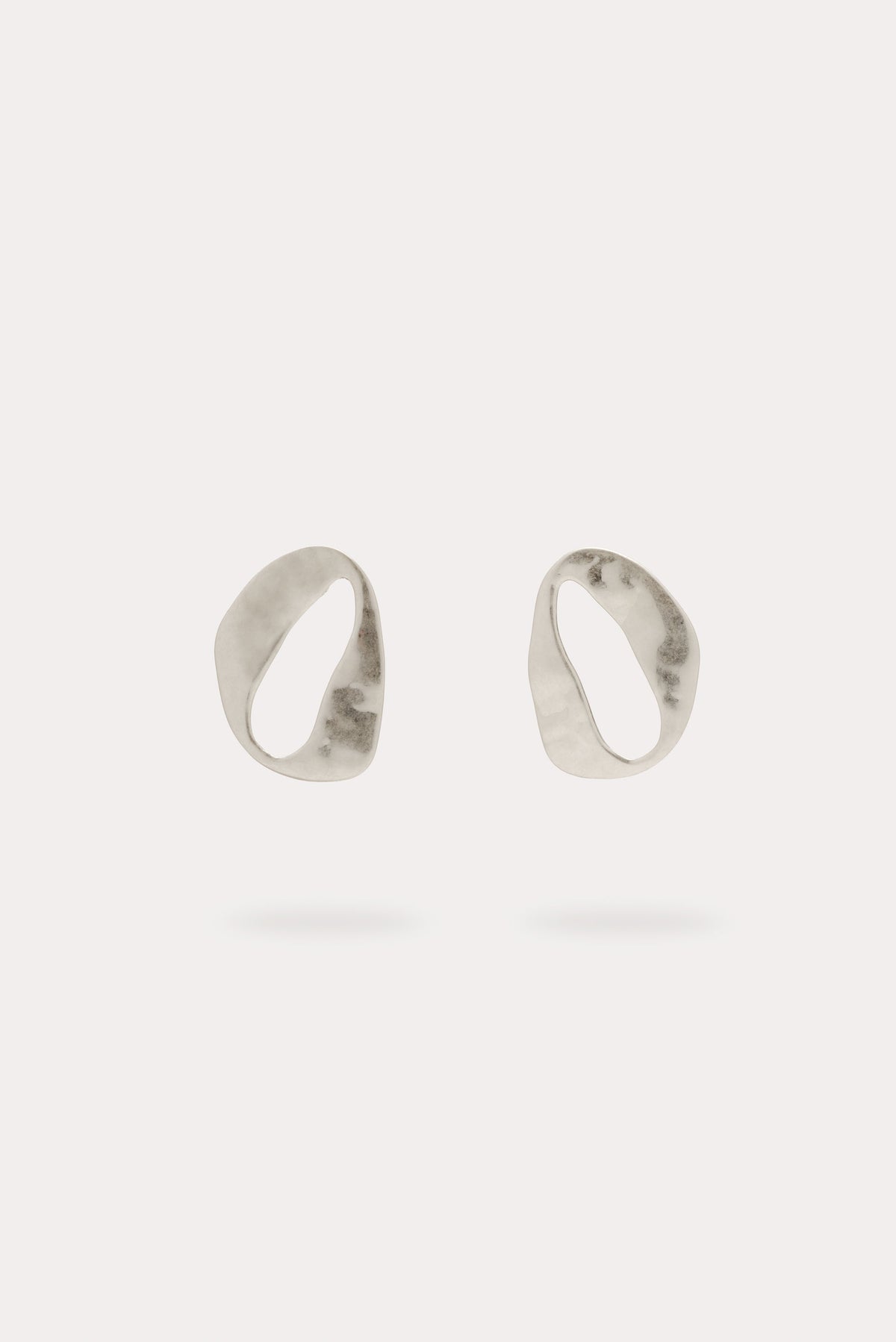 RUE MINI EARRING - ANTIQUE SILVER