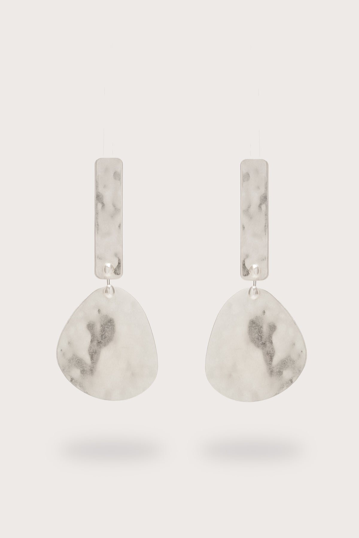 SOLANA EARRING - ANTIQUE SILVER